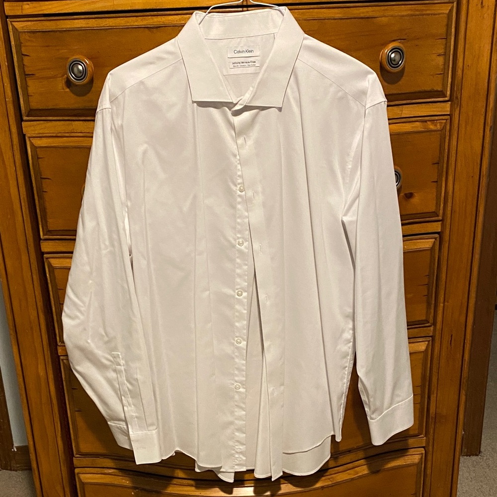 Calvin Klein Men's Crisp White Dress Shirt